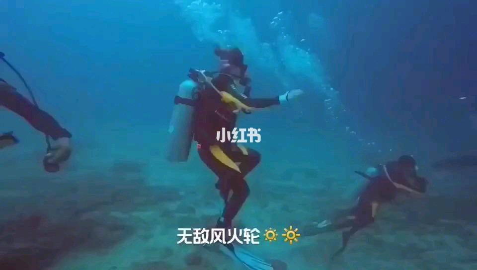 色度室逃生